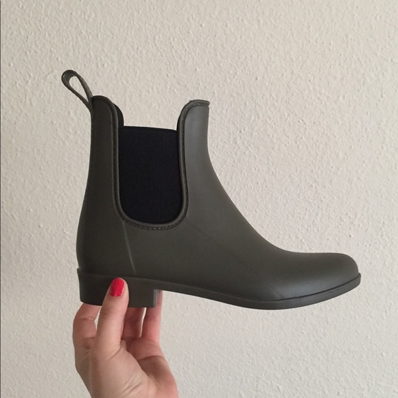 a new day rain boots